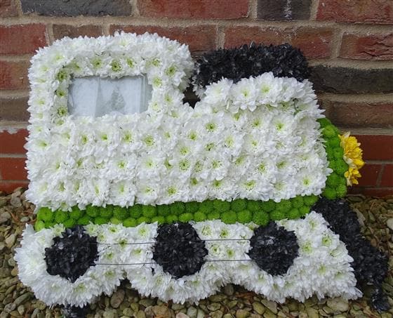 Shaped Funeral Tributes - Make Their Day Florist
